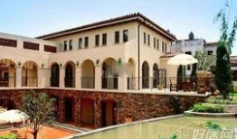 周杰伦豪宅爆料最新消息,奢华程度令人咋舌，细节曝光引热议